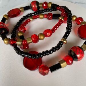 ✔️✔️Set of 3 Red/ Black/ Gold Stretch Bracelets